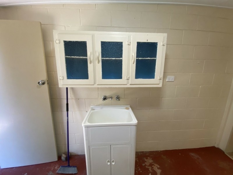 2/30 Murroona Street, Bowen QLD 4805