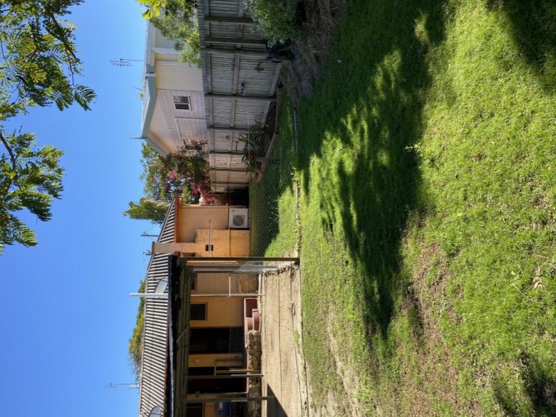 2/30 Murroona Street, Bowen QLD 4805