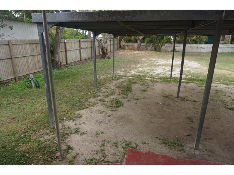 2/30 Murroona Street, Bowen QLD 4805