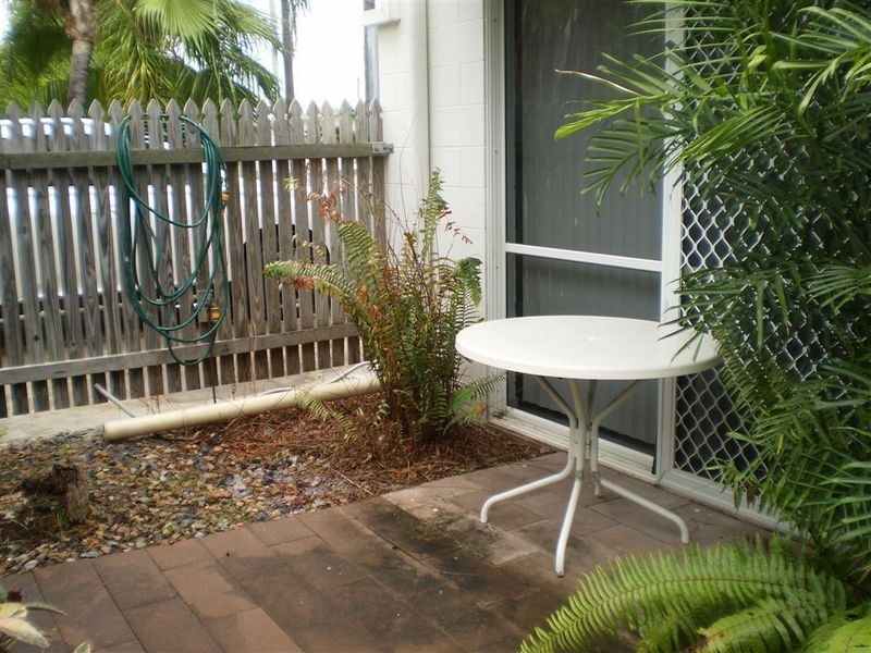 2/89 Horseshoe Bay Road, Bowen QLD 4805