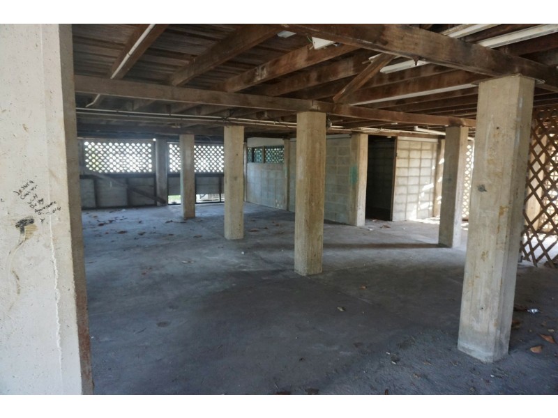 69 Golf Links Road, Bowen QLD 4805