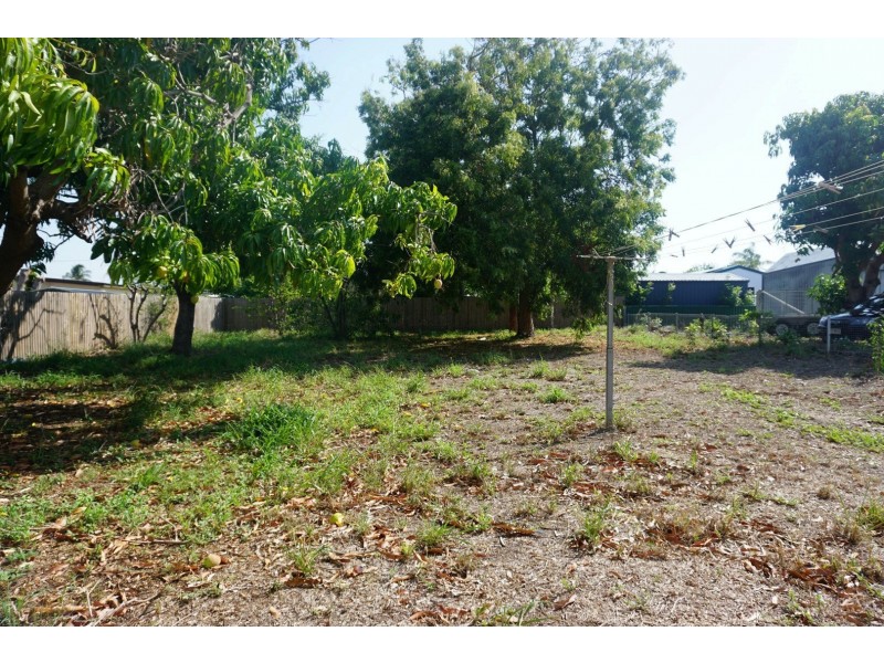 69 Golf Links Road, Bowen QLD 4805