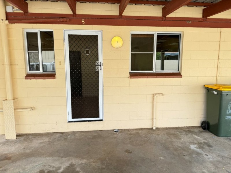 5/4 Dalrymple Street, Bowen QLD 4805