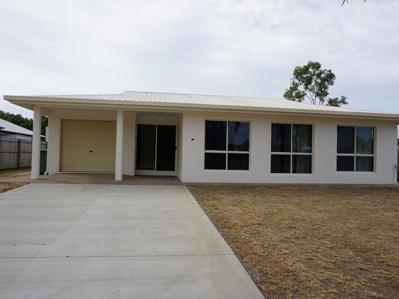 28 Crofton Street, Bowen QLD 4805