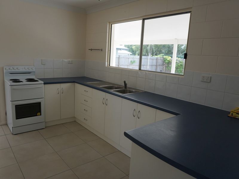 28 Crofton Street, Bowen QLD 4805