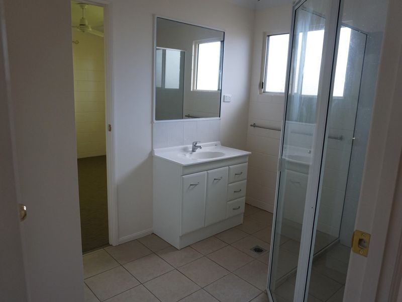 28 Crofton Street, Bowen QLD 4805