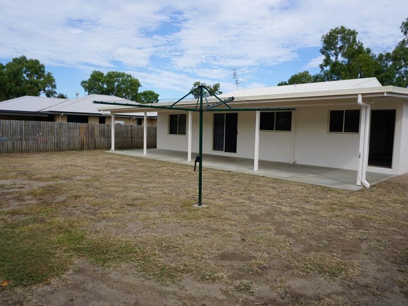 28 Crofton Street, Bowen QLD 4805