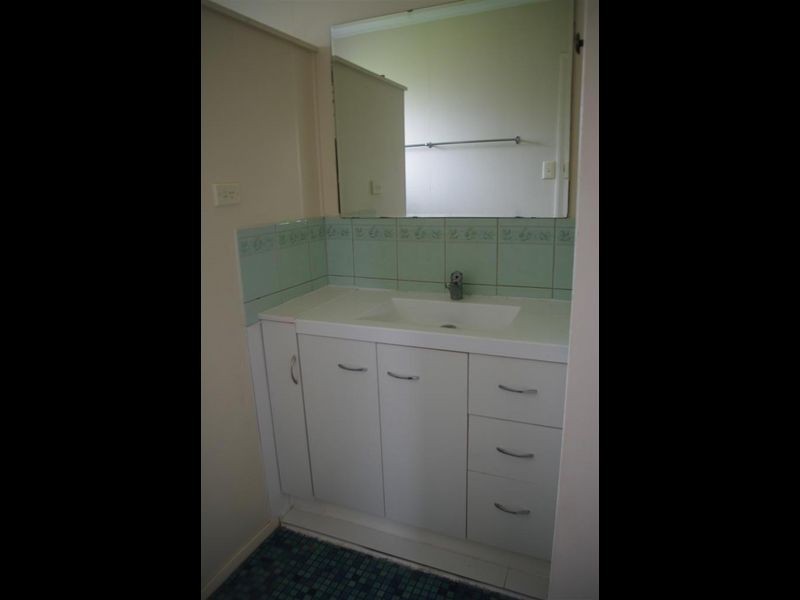 17 Tollington Road, Bowen QLD 4805