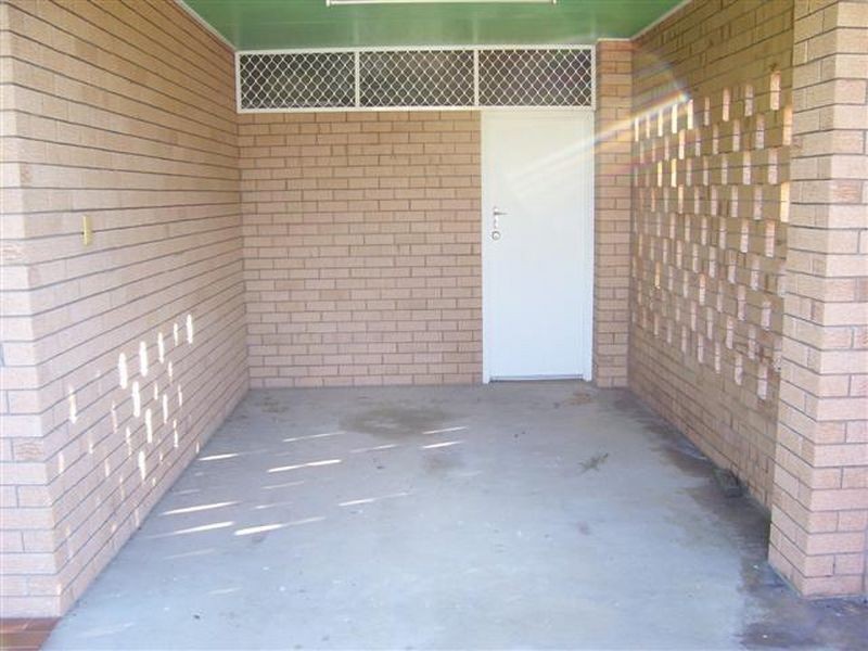 17 Tollington Road, Bowen QLD 4805