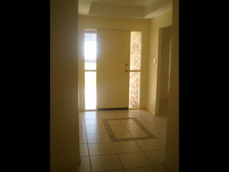 136 Oceanview Drive, Bowen QLD 4805