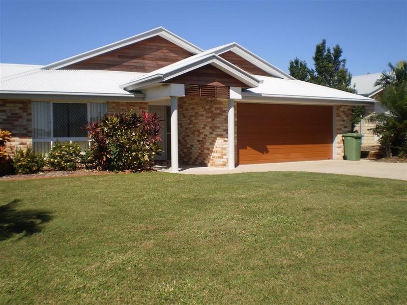 136 Oceanview Drive, Bowen QLD 4805