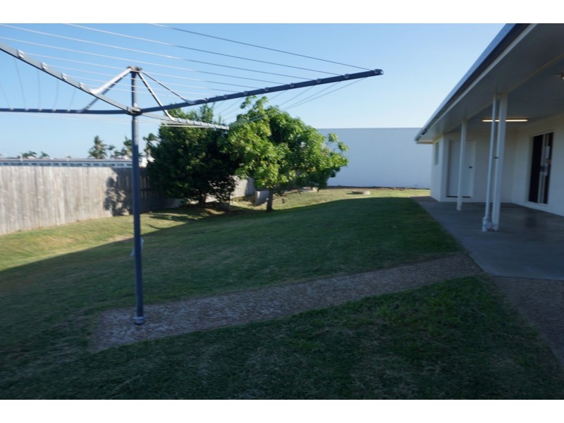 23 Hillview Place, Bowen QLD 4805