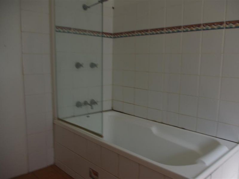 11 Leichhardt Street, Bowen QLD 4805