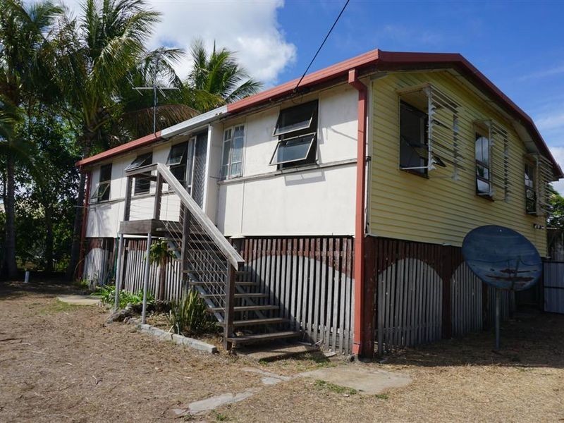 11 Leichhardt Street, Bowen QLD 4805