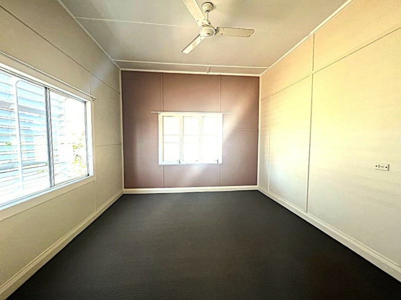 17 Gilbert Street, Bowen QLD 4805