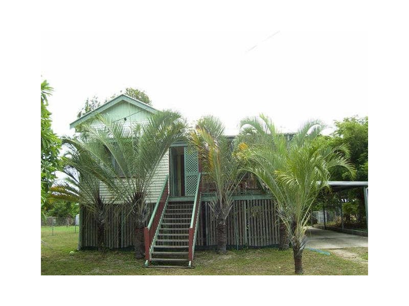 8 George Street, Bowen QLD 4805