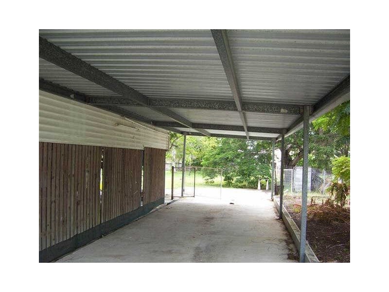 8 George Street, Bowen QLD 4805