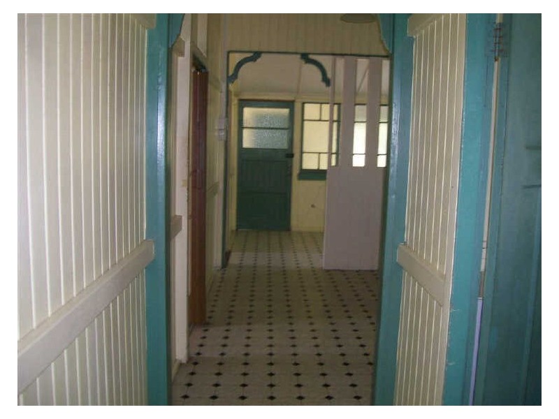 8 George Street, Bowen QLD 4805