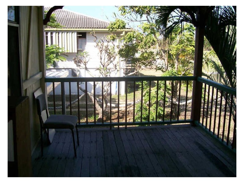 8 George Street, Bowen QLD 4805