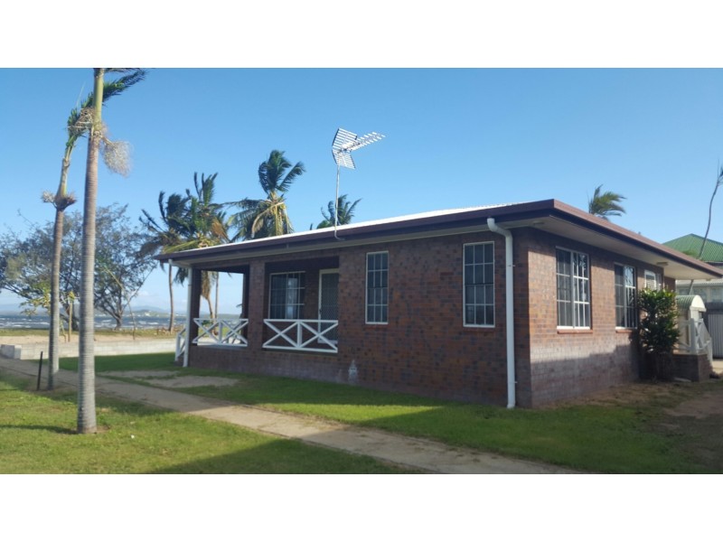 9 Thomas Street, Bowen QLD 4805
