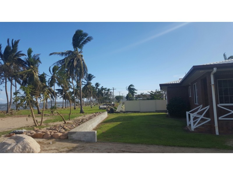 9 Thomas Street, Bowen QLD 4805