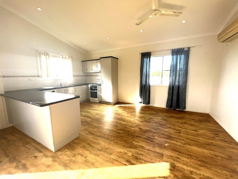14A Lucinda Place, Bowen QLD 4805