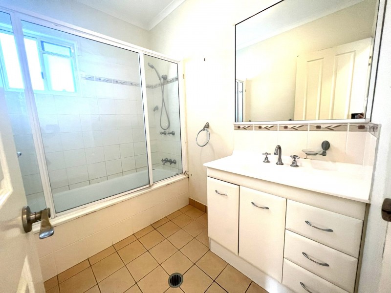 14A Lucinda Place, Bowen QLD 4805