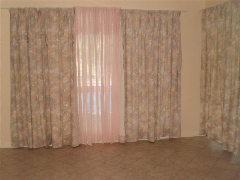 16 Horseshoe Bay Road, Bowen QLD 4805