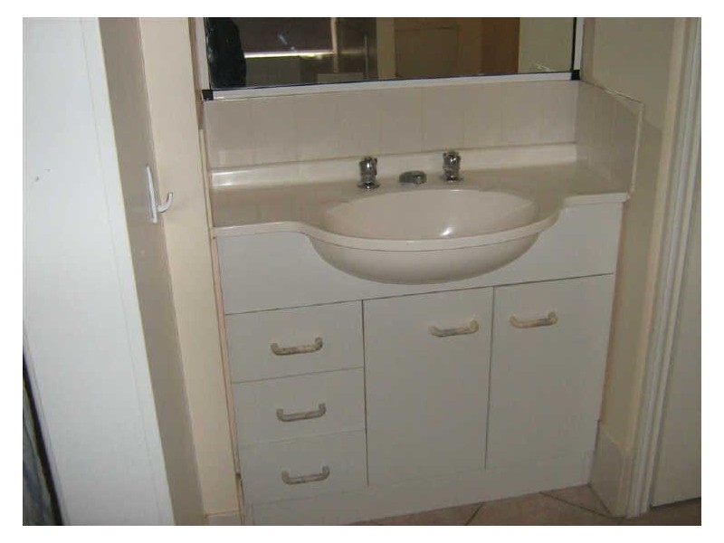 16 Horseshoe Bay Road, Bowen QLD 4805