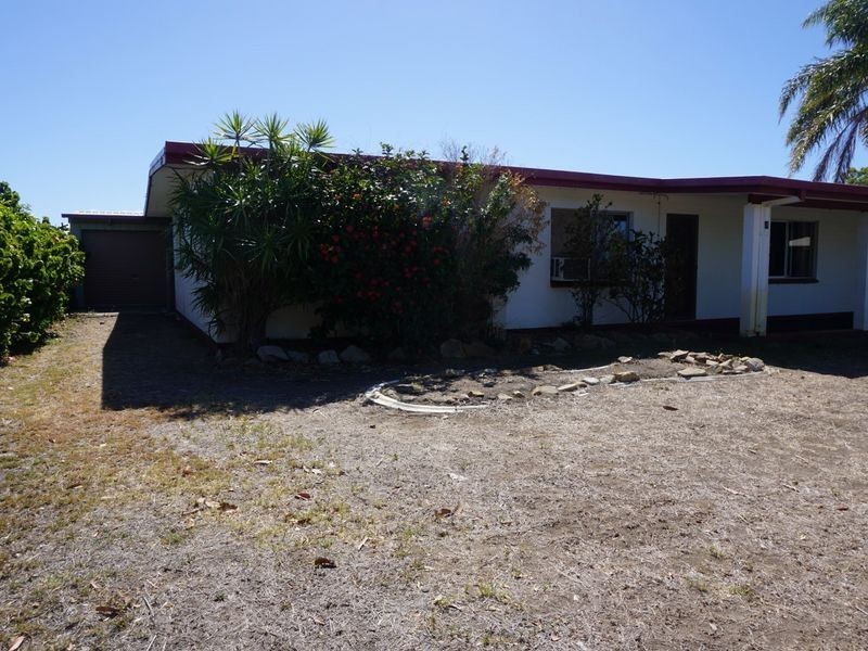 77 Tracey Street, Bowen QLD 4805
