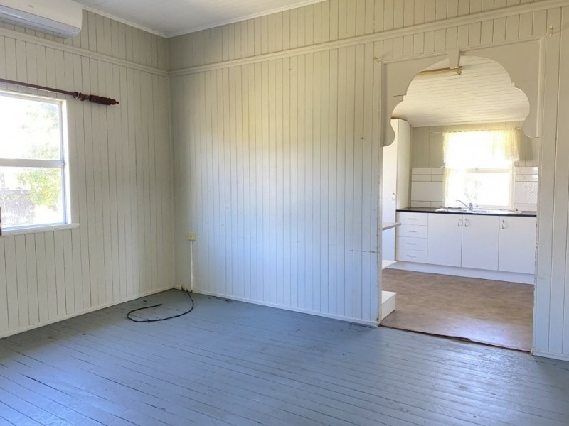 20 Kennedy Street, Bowen QLD 4805