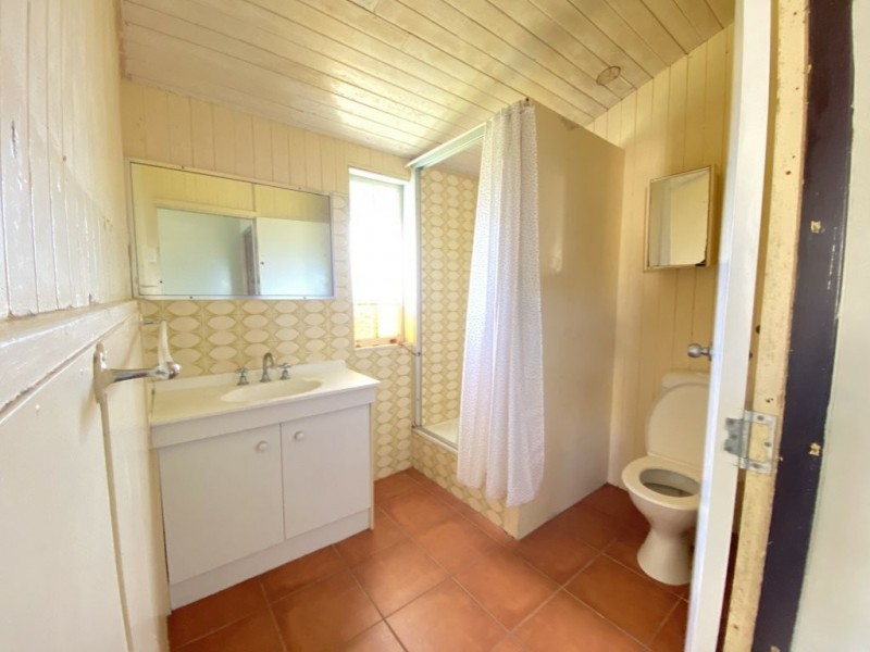 20 Kennedy Street, Bowen QLD 4805