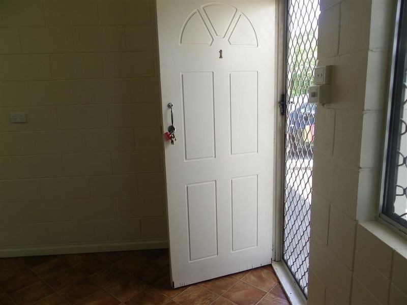 1/43 Livingstone Street, Bowen QLD 4805