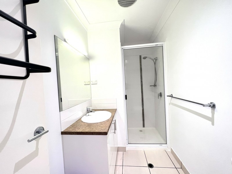 Unit 8/74a Powell Street, Bowen QLD 4805