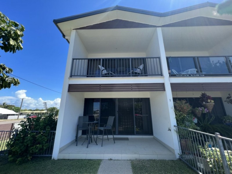 1/74a Powell Street, Bowen QLD 4805