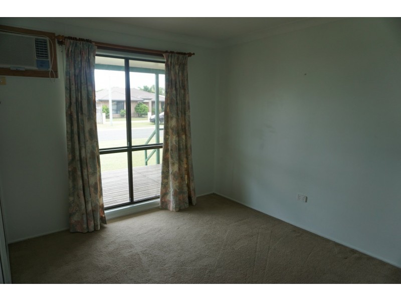 31 Emmerson Drive, Bowen QLD 4805
