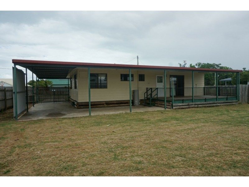 31 Emmerson Drive, Bowen QLD 4805