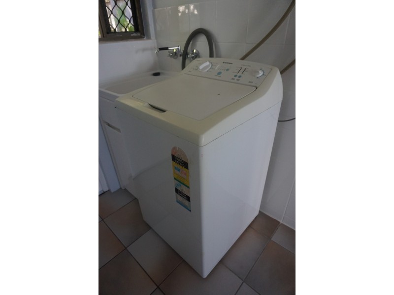 3/8 Poinciana Drive, Bowen QLD 4805