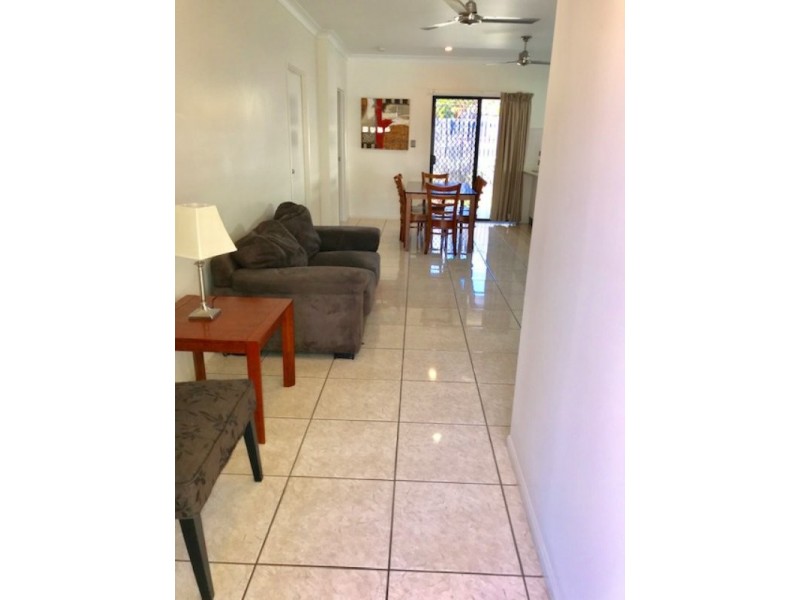 8/11 Kennedy Street, Bowen QLD 4805