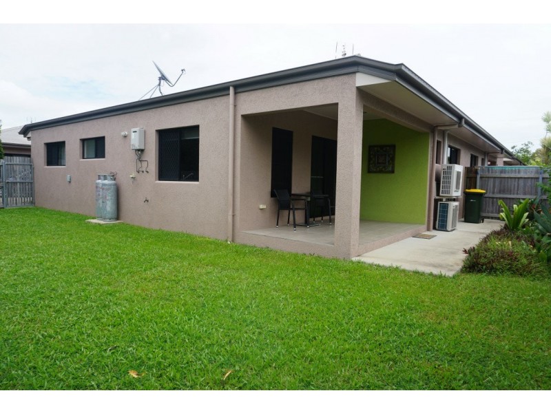 8/11 Kennedy Street, Bowen QLD 4805