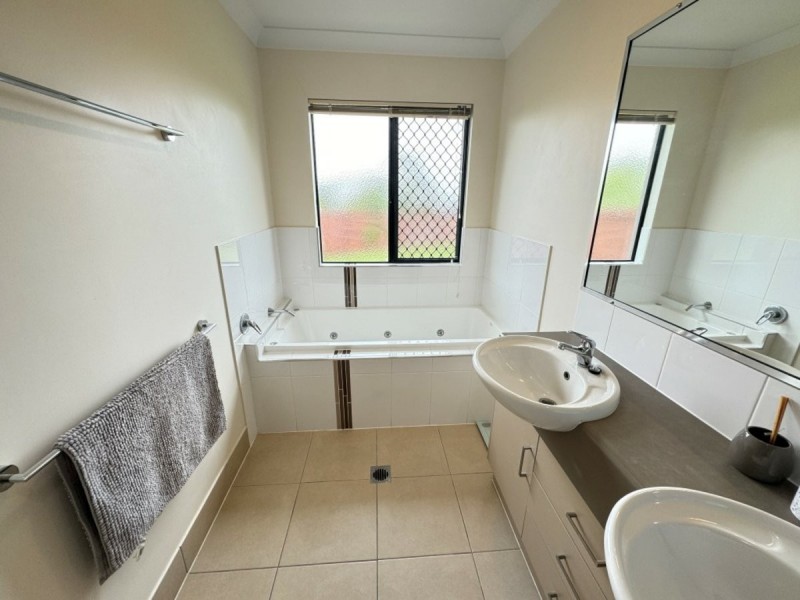 7 Kapok Road, Bowen QLD 4805