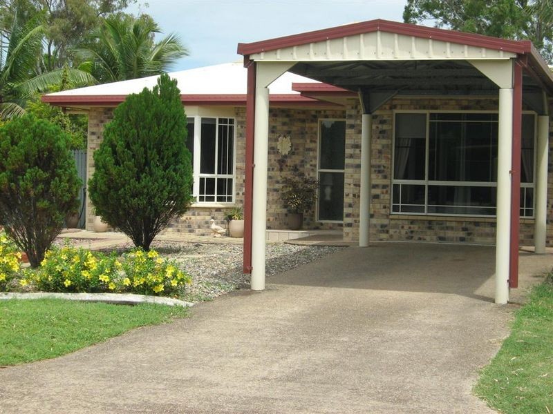 9 Oak Crescent, Bowen QLD 4805