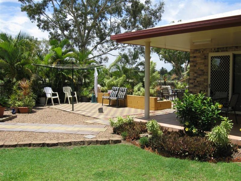 9 Oak Crescent, Bowen QLD 4805