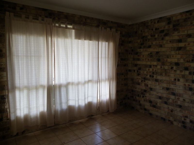 9 Oak Crescent, Bowen QLD 4805
