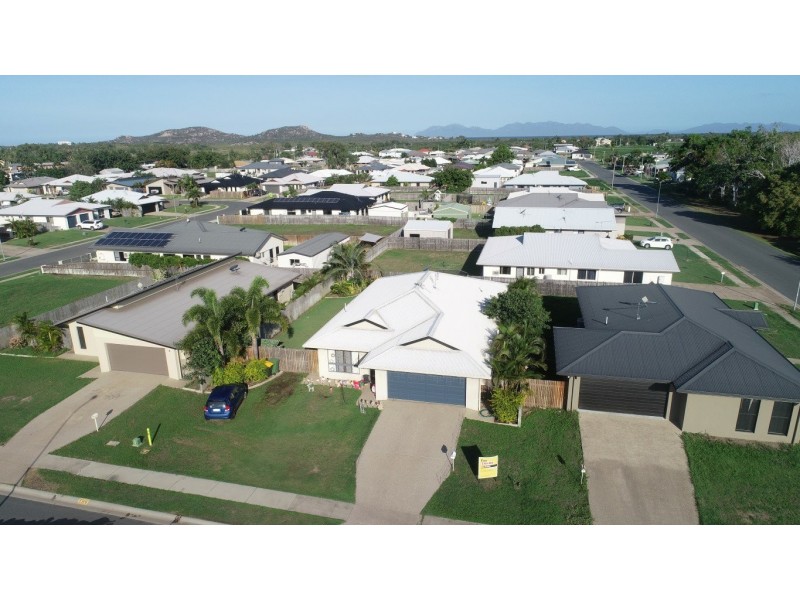 4 Lime Tree Court, Bowen QLD 4805