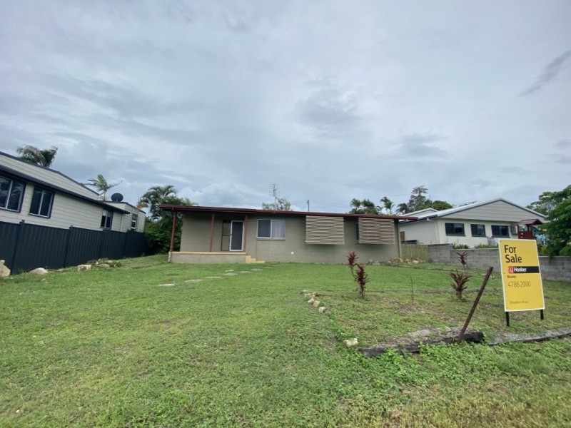 4 Bull Crescent, Bowen QLD 4805