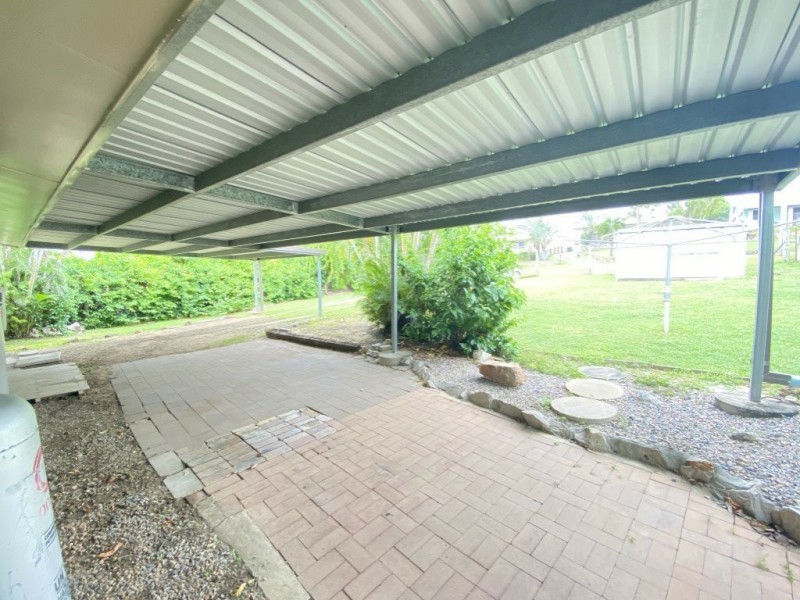 4 Bull Crescent, Bowen QLD 4805
