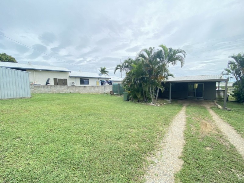 4 Bull Crescent, Bowen QLD 4805
