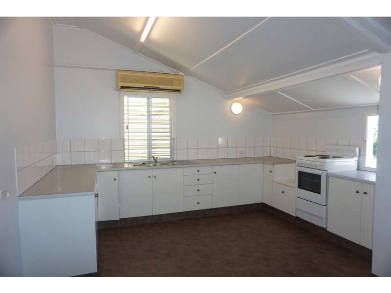 24 Dalrymple Street, Bowen QLD 4805