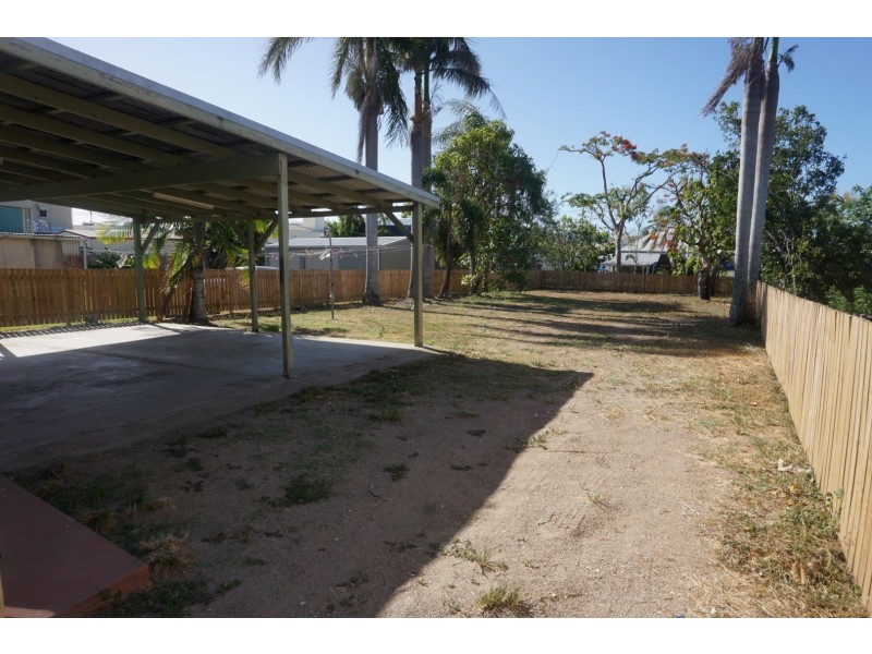 24 Dalrymple Street, Bowen QLD 4805